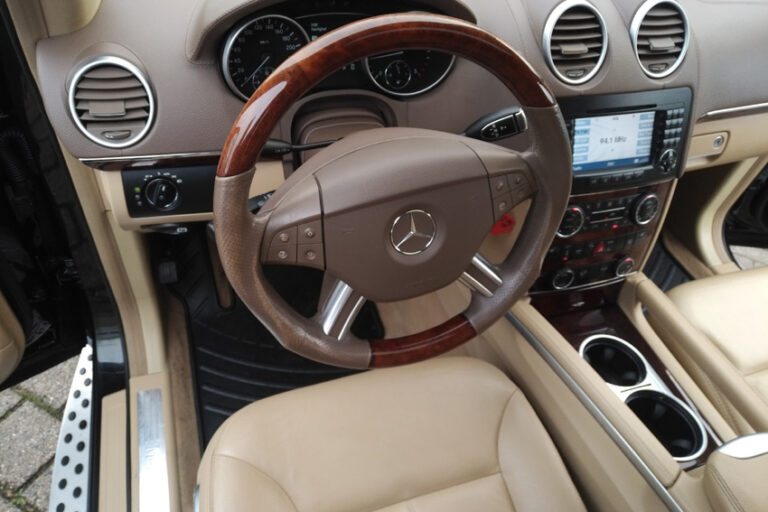 MERCEDES GL320- Leder