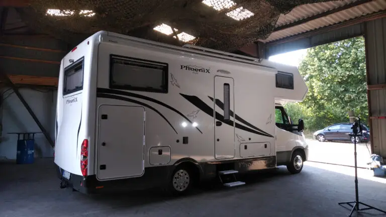 WOHNMOBIL PHOENIX