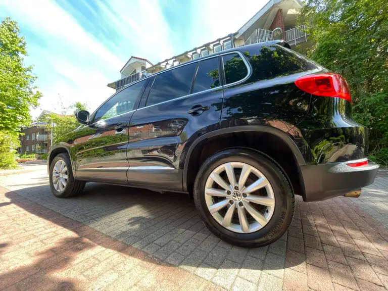 VW TAGNAU| BJ 2011| LACKVEREDELUNG| 200683 km
