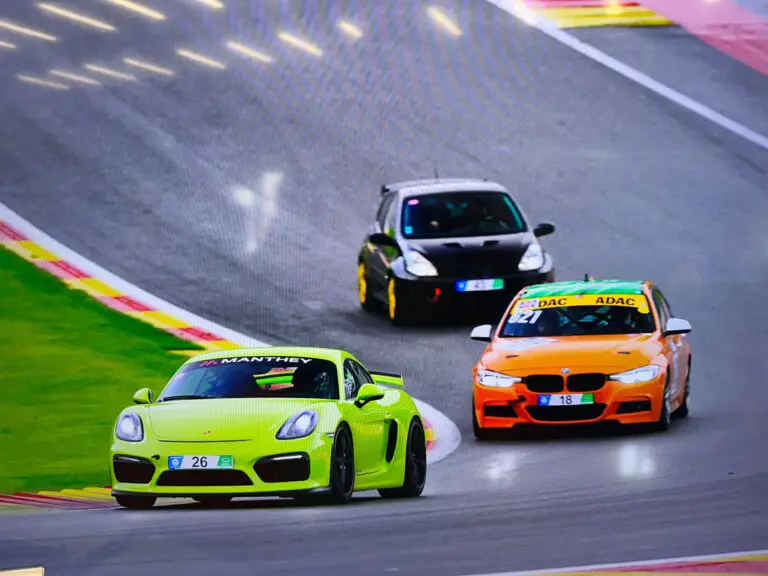 PORSCHE GT