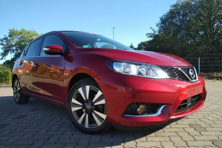 NISSAN PULSAR- Lack